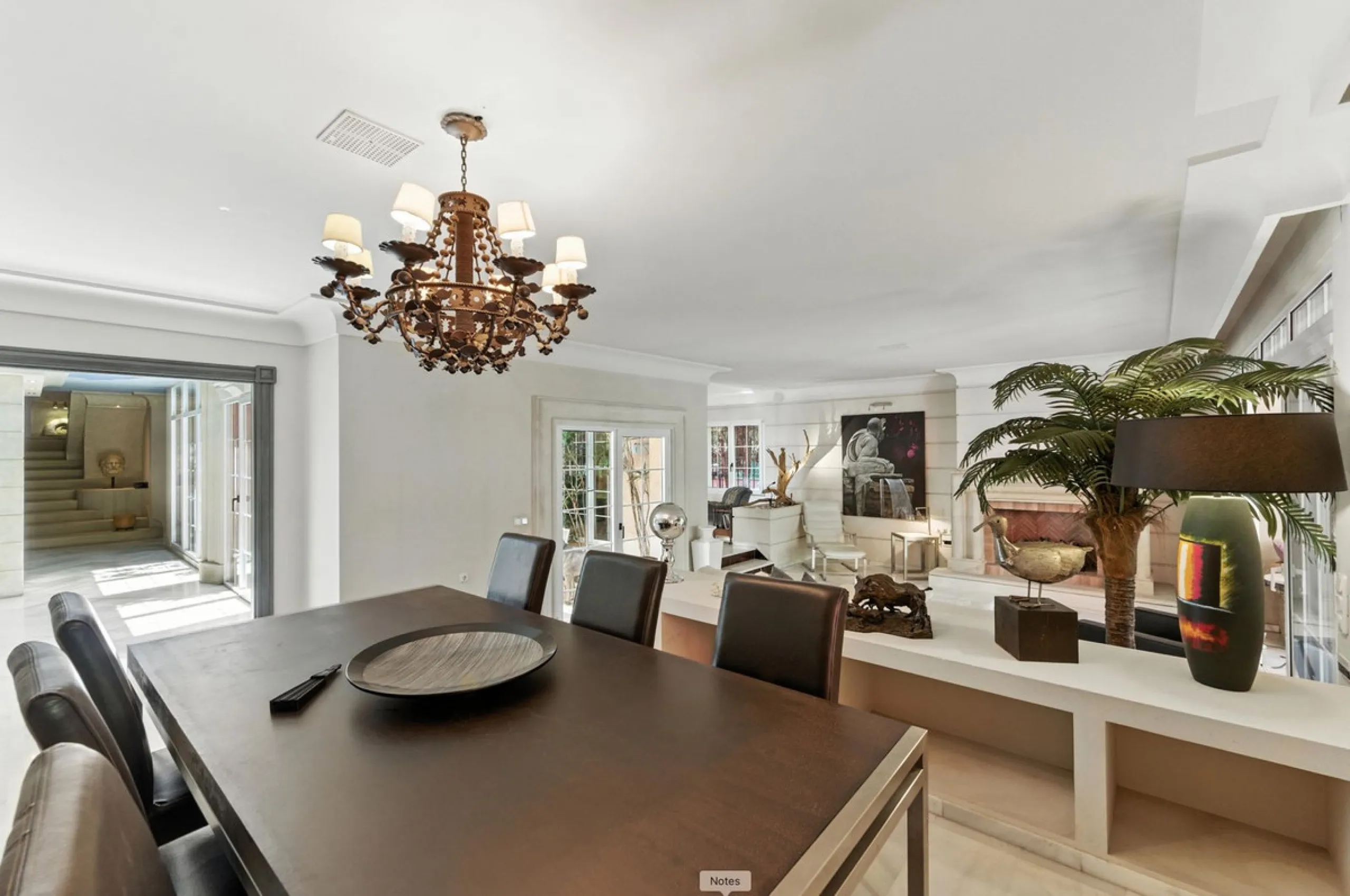 Discover the timeless charm of Andalusian architecture combined with modern luxury in this exceptional villa, ideally situated in the heart of Marbella Centro. Just a short walk from the historic Old Town and the beach, this magnificent single-family resi