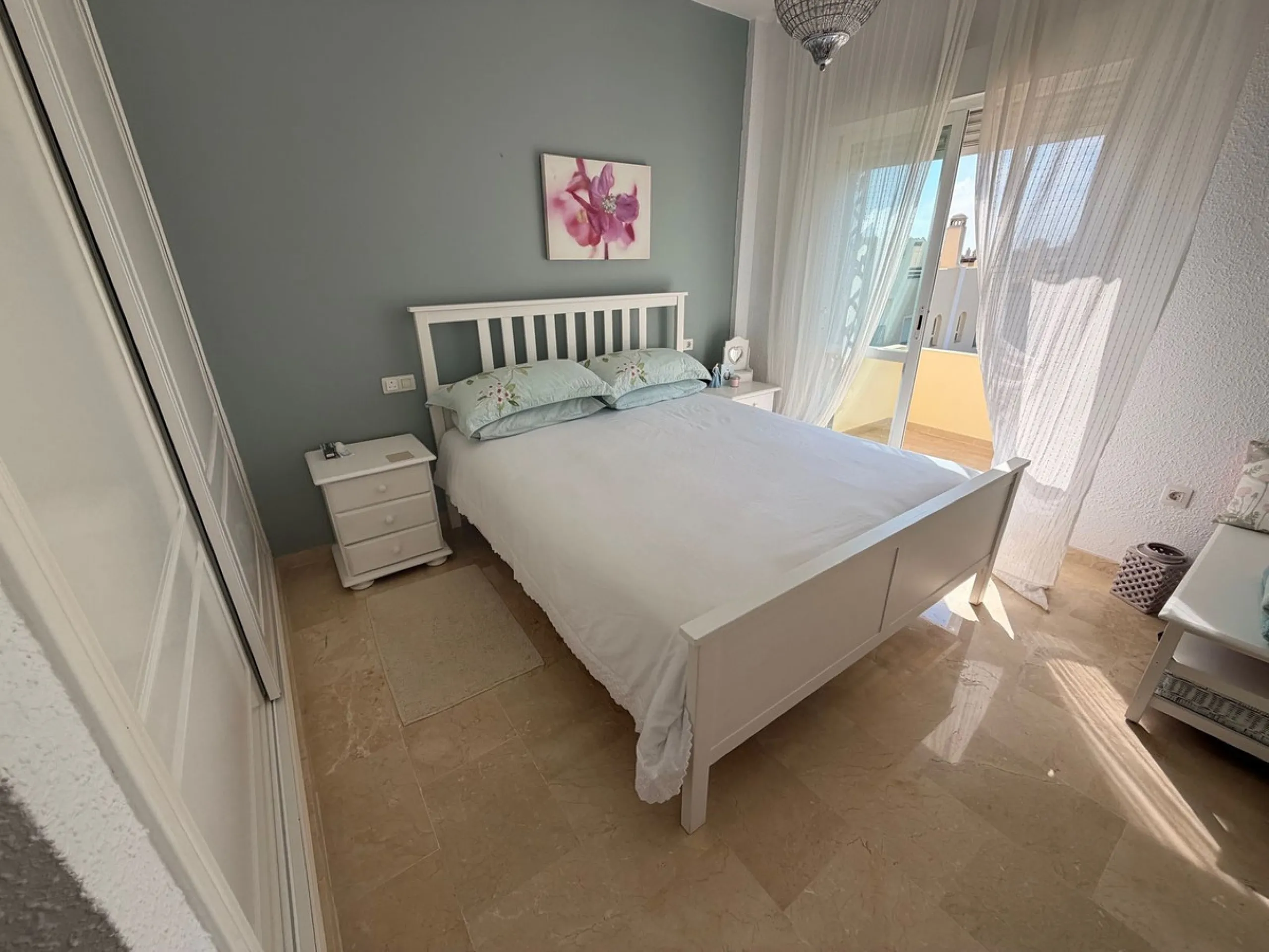 House - Townhouse в продаже в Mijas, Málaga. В доме 4 спален и 3 ванных комнат. Площадь дома 170 м²