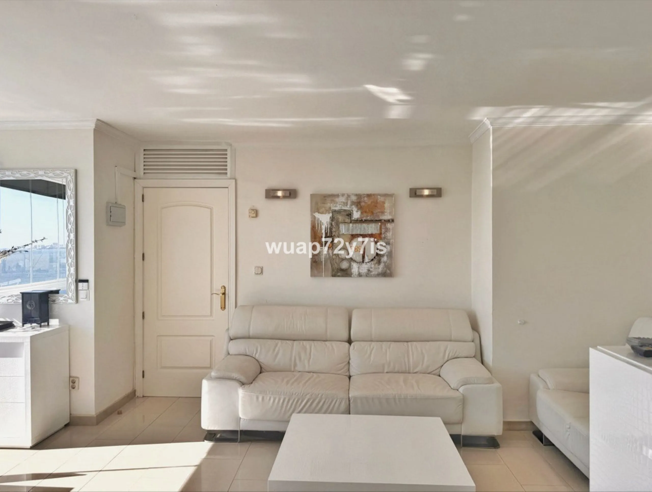 Panoramic Seafront Living: Modern Apartment in the Heart of Fuengirola