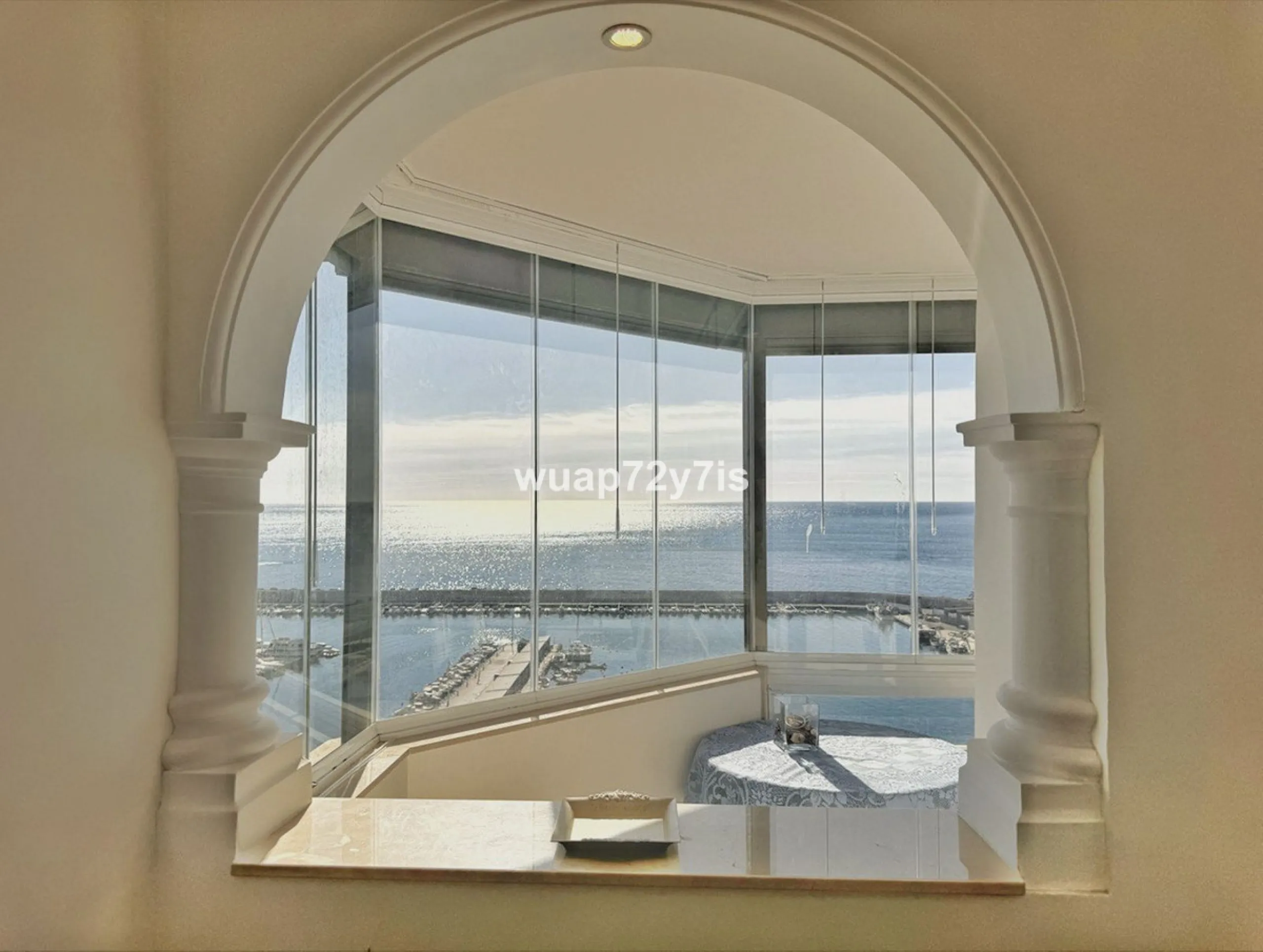 Panoramic Seafront Living: Modern Apartment in the Heart of Fuengirola