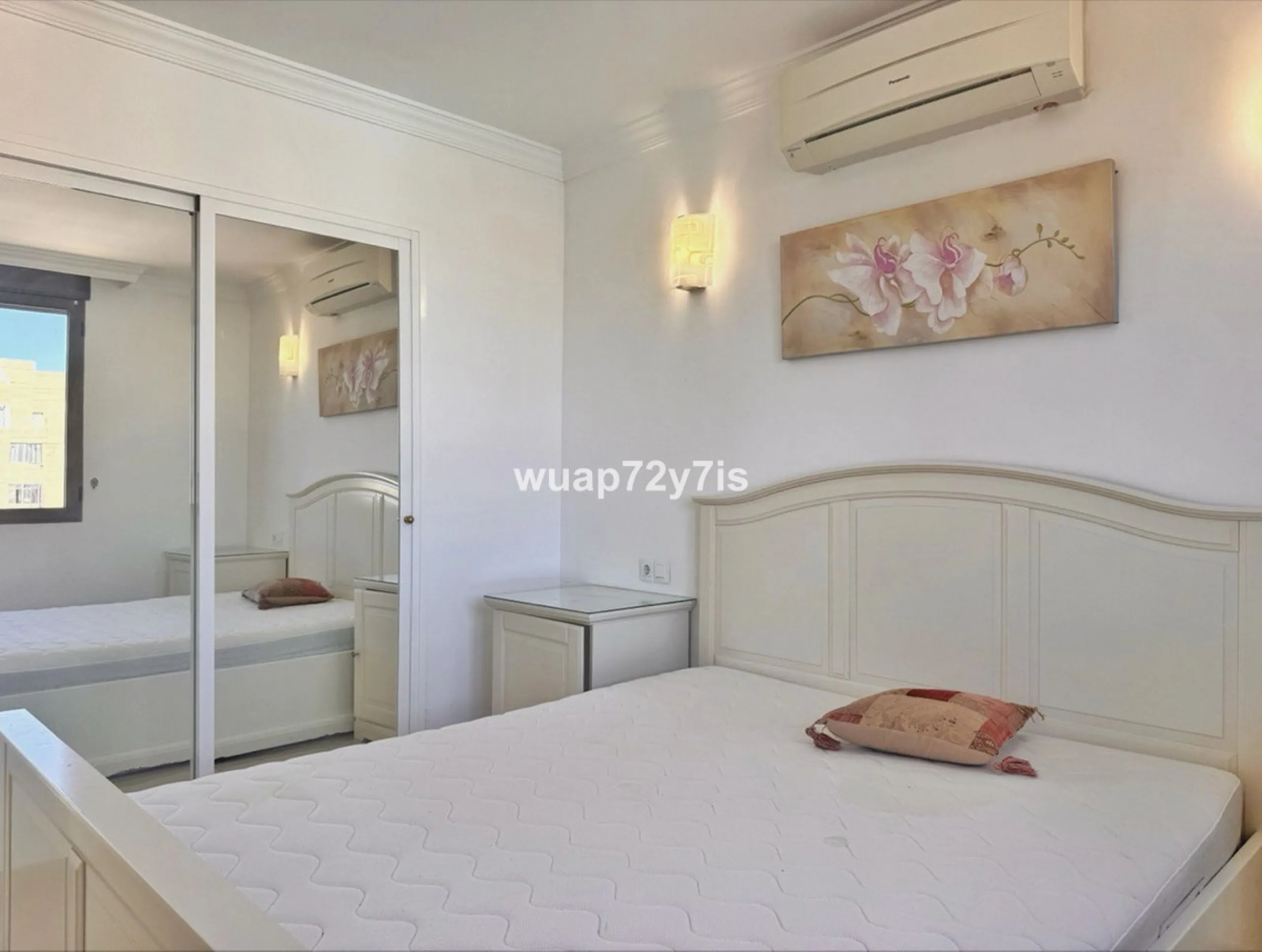 Panoramic Seafront Living: Modern Apartment in the Heart of Fuengirola