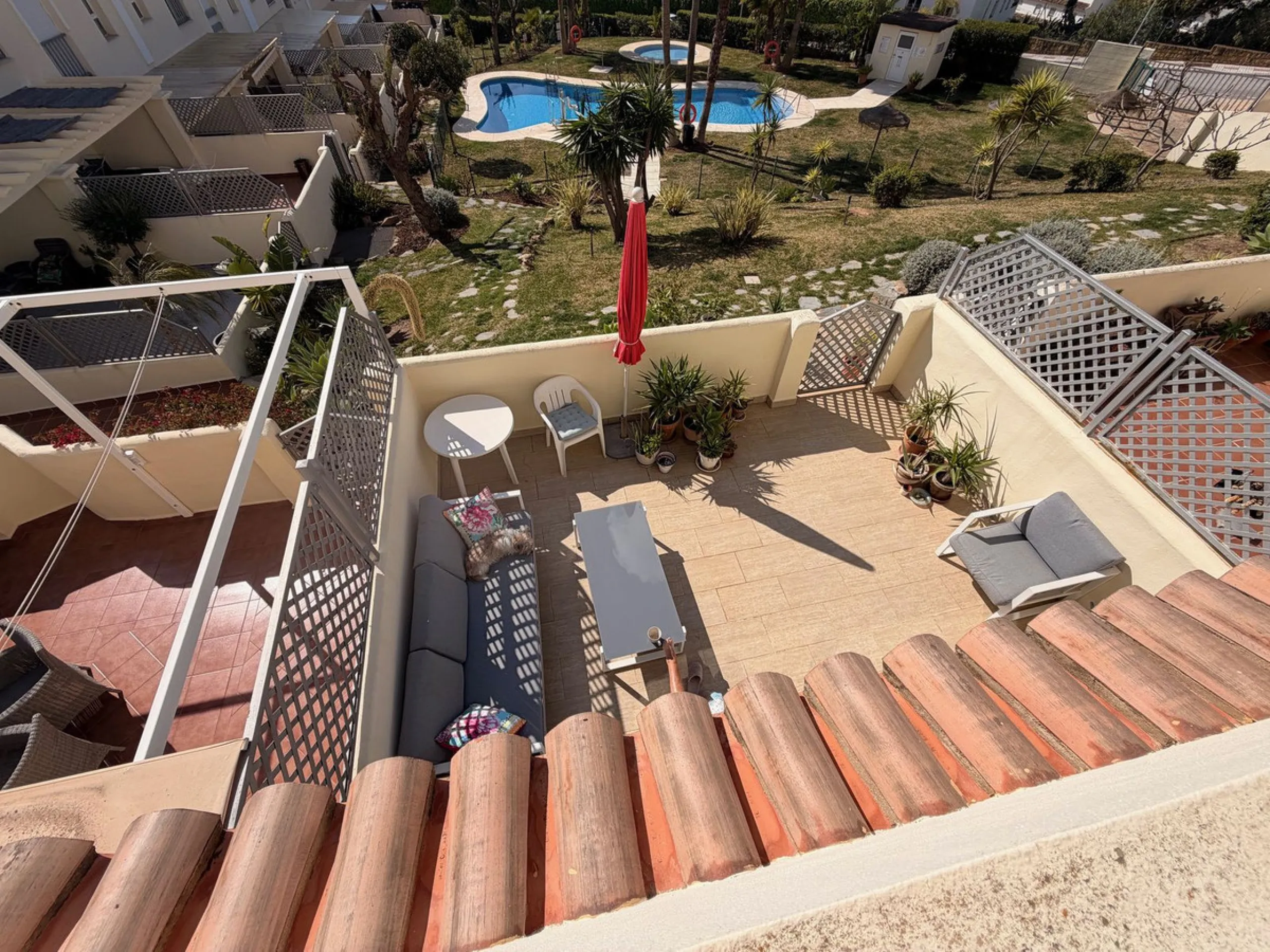 House - Townhouse в продаже в Mijas, Málaga. В доме 4 спален и 3 ванных комнат. Площадь дома 170 м²
