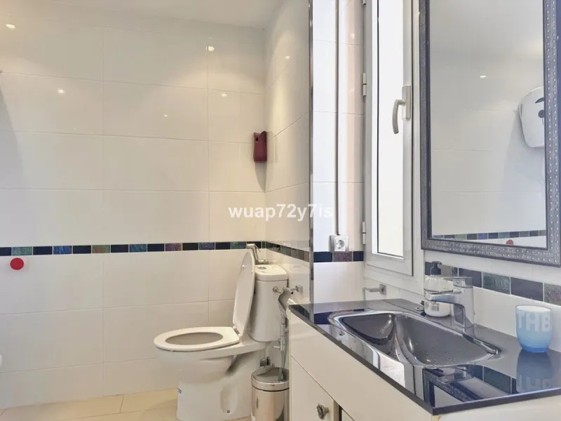 Panoramic Seafront Living: Modern Apartment in the Heart of Fuengirola