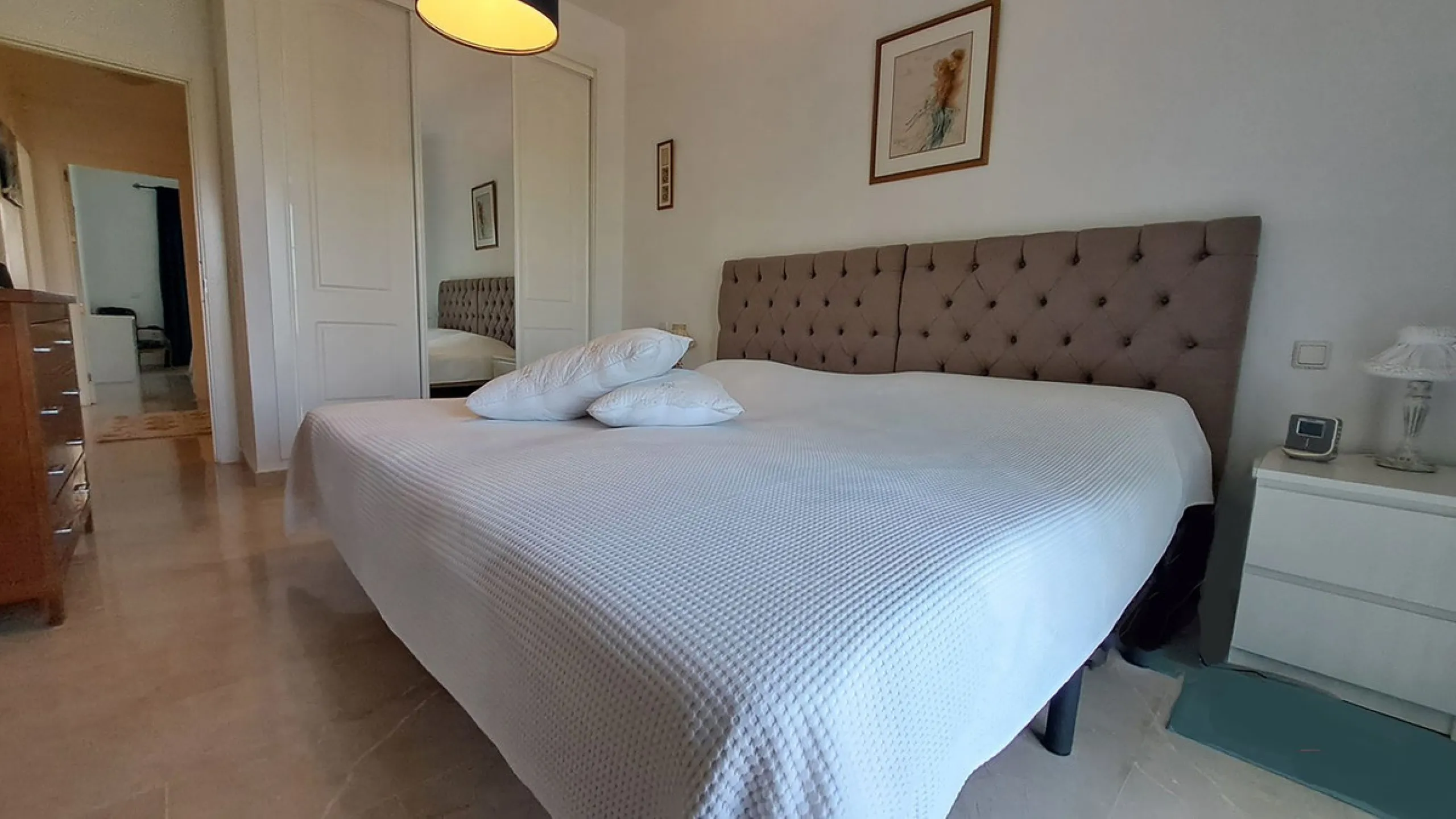 This amazing house is located on one of the most beautiful golf courses on the Costa del Sol, Lauro Golf.