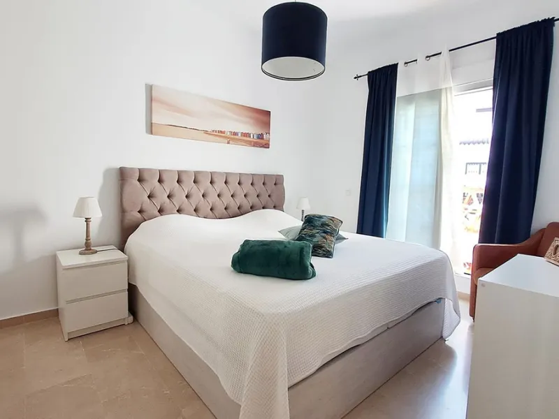This amazing house is located on one of the most beautiful golf courses on the Costa del Sol, Lauro Golf.