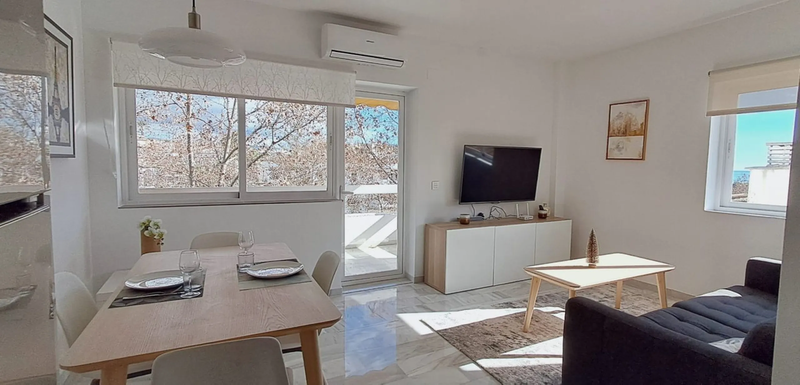GOLDEN MILE INVESTMENT OPPORTUNITY, FULLY RENOVATED and with LICENSE TO SHORT LET!