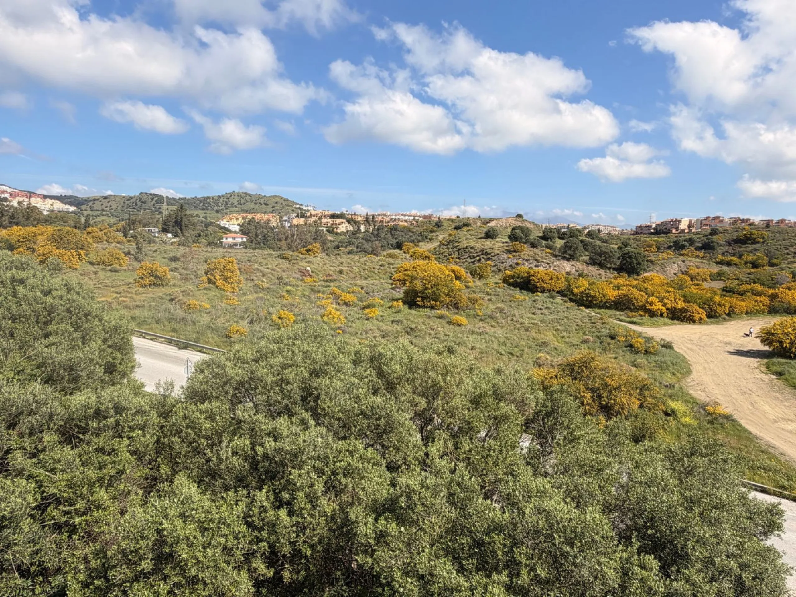 House - Townhouse в продаже в Mijas, Málaga. В доме 4 спален и 3 ванных комнат. Площадь дома 170 м²