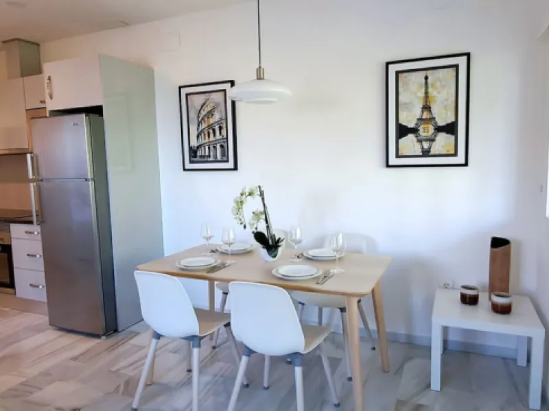 GOLDEN MILE INVESTMENT OPPORTUNITY, FULLY RENOVATED and with LICENSE TO SHORT LET!