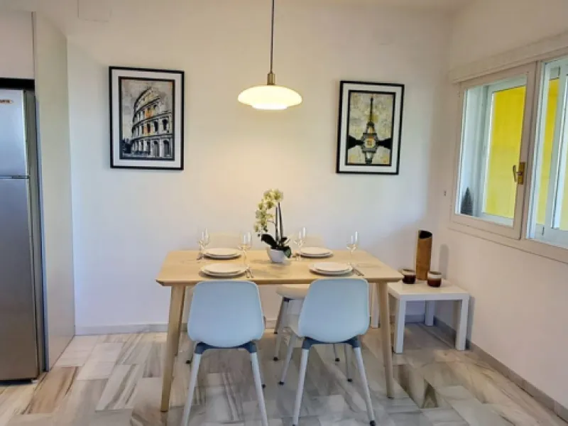 GOLDEN MILE INVESTMENT OPPORTUNITY, FULLY RENOVATED and with LICENSE TO SHORT LET!