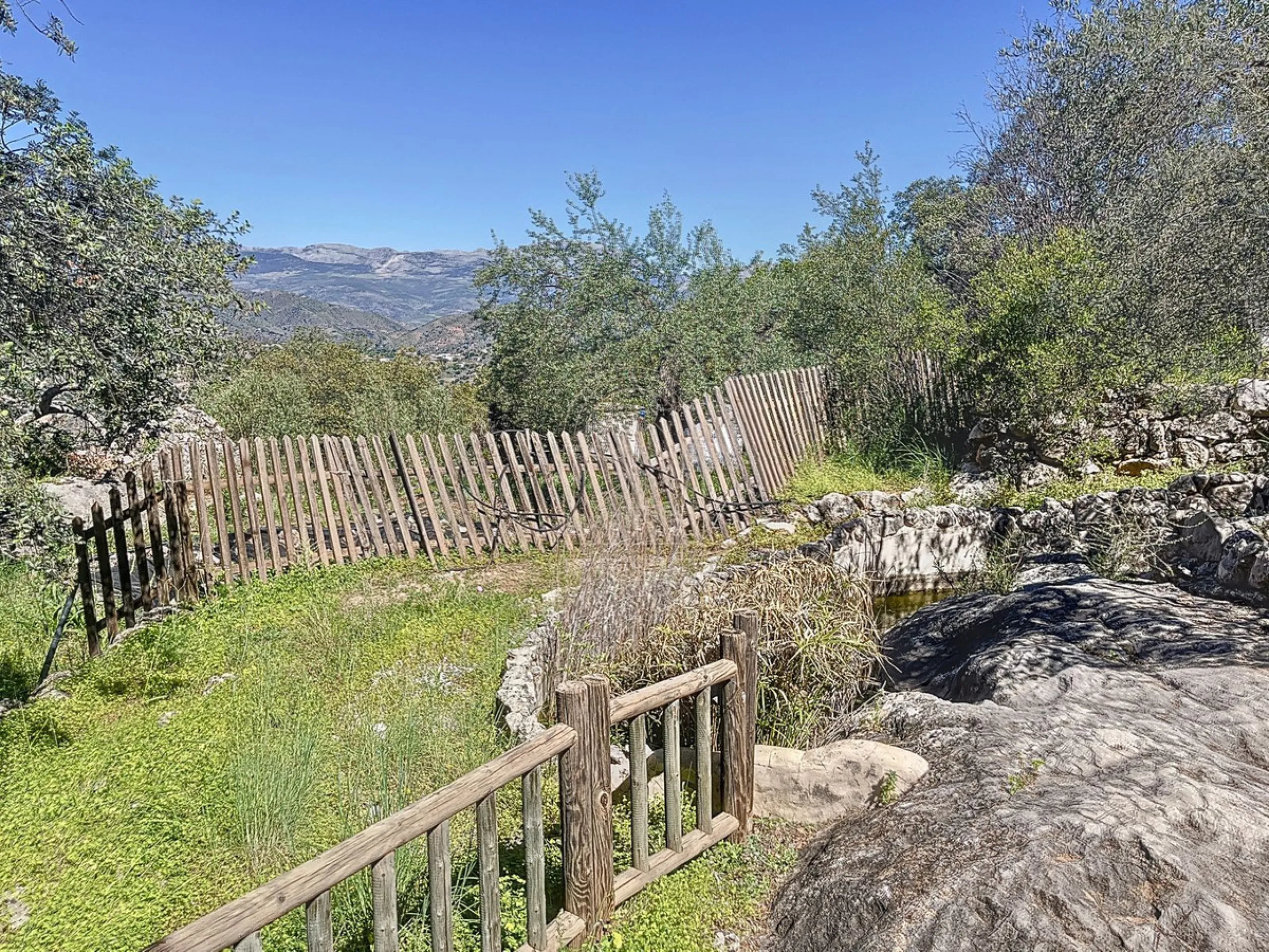 Discover Casa Feng Shui: A Unique Sanctuary in Comares
