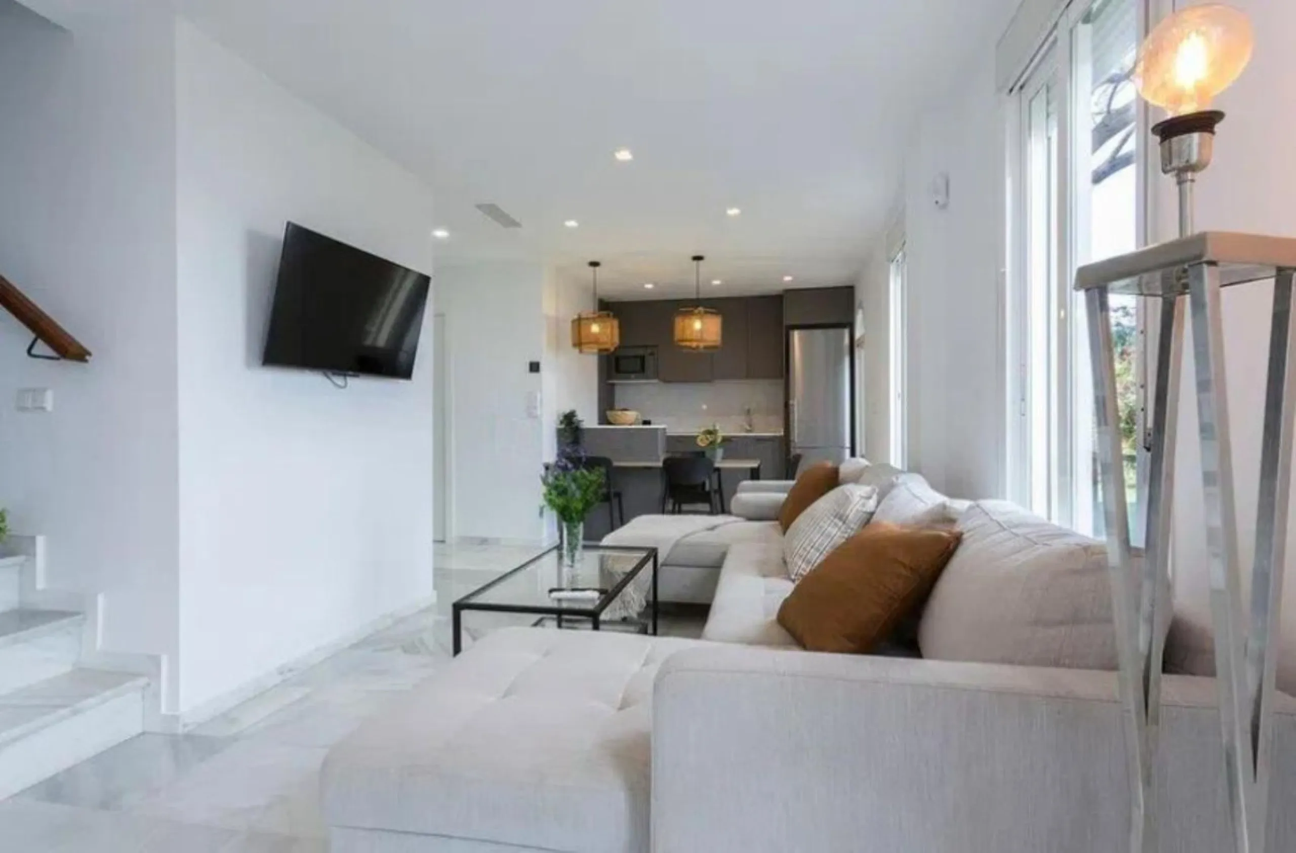 Spectacular duplex for sale in the Las Brisas Urbanization, Manilva. Completely renovated designer home, ready to move in.