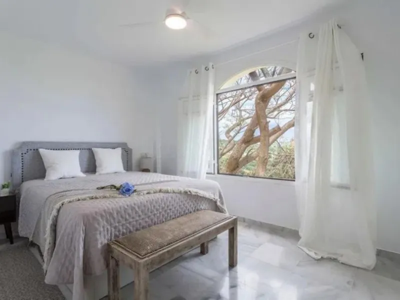 Spectacular duplex for sale in the Las Brisas Urbanization, Manilva. Completely renovated designer home, ready to move in.