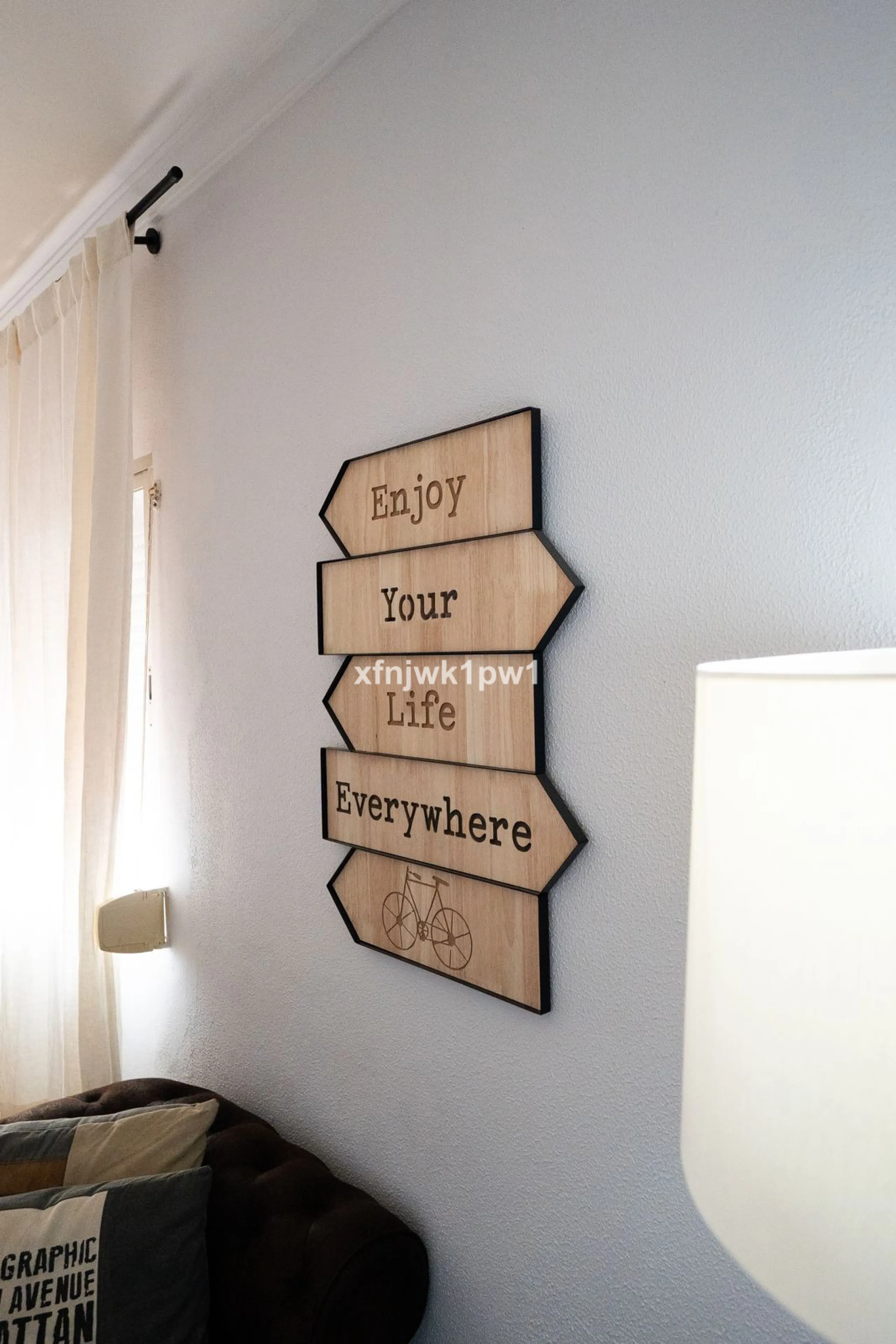 Apartment - Middle Floor Apartment в продаже в Marbella, Málaga. В доме 4 спален и 4 ванных комнат. Площадь дома 97 м²