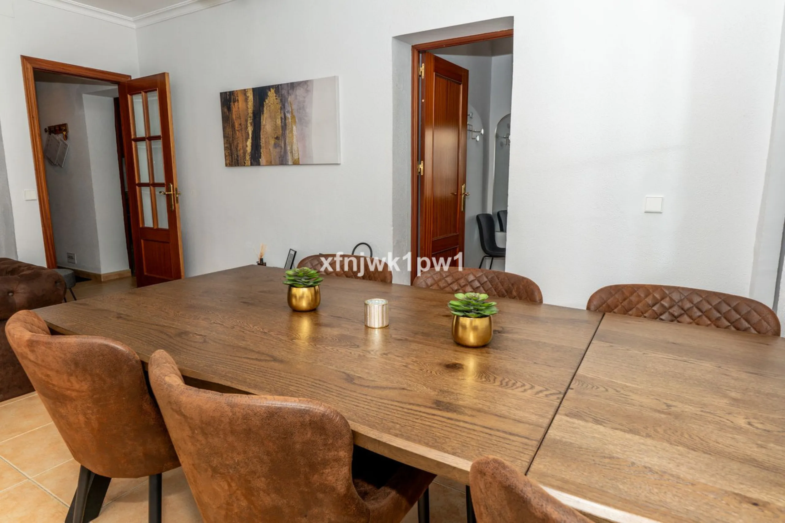 Apartment - Middle Floor Apartment в продаже в Marbella, Málaga. В доме 4 спален и 4 ванных комнат. Площадь дома 97 м²