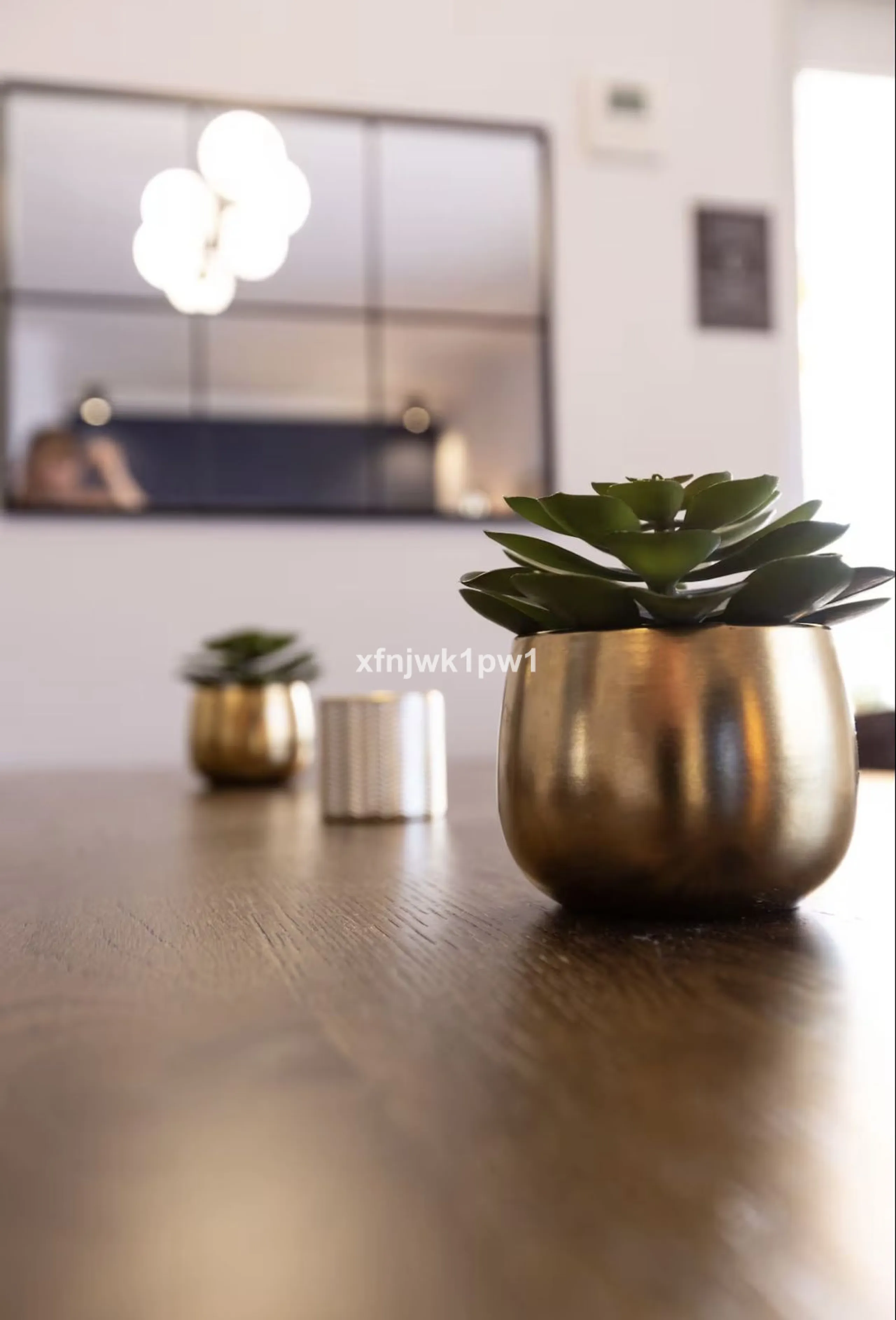 Apartment - Middle Floor Apartment в продаже в Marbella, Málaga. В доме 4 спален и 4 ванных комнат. Площадь дома 97 м²