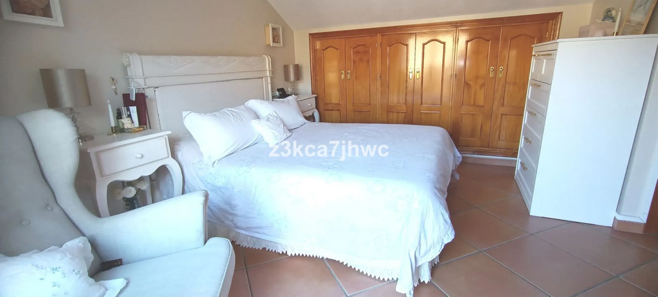 TOWNHOUSE IN CALVARIO AREA, ESTEPONA