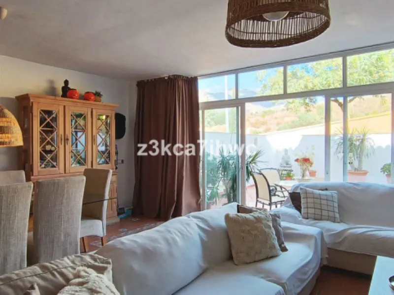 TOWNHOUSE IN CALVARIO AREA, ESTEPONA