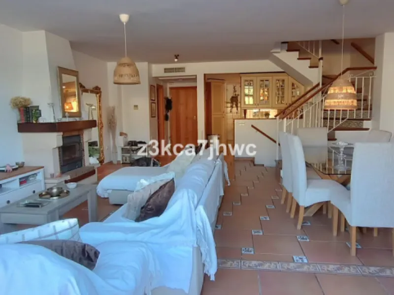 TOWNHOUSE IN CALVARIO AREA, ESTEPONA
