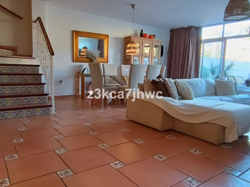 TOWNHOUSE IN CALVARIO AREA, ESTEPONA