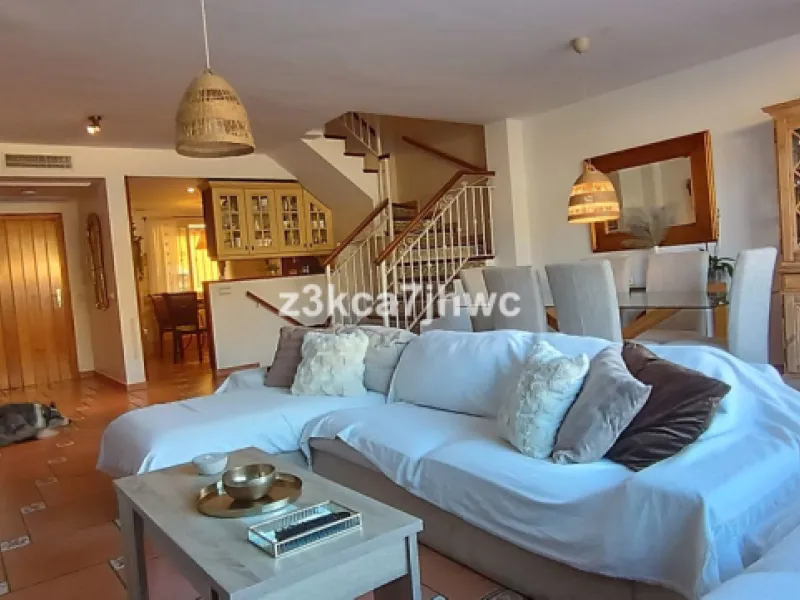 TOWNHOUSE IN CALVARIO AREA, ESTEPONA