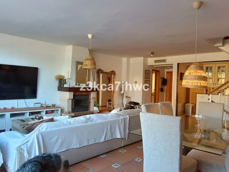 TOWNHOUSE IN CALVARIO AREA, ESTEPONA