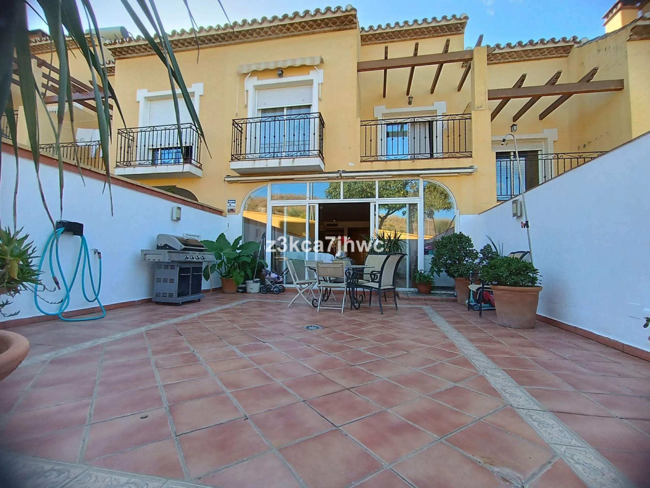 TOWNHOUSE IN CALVARIO AREA, ESTEPONA