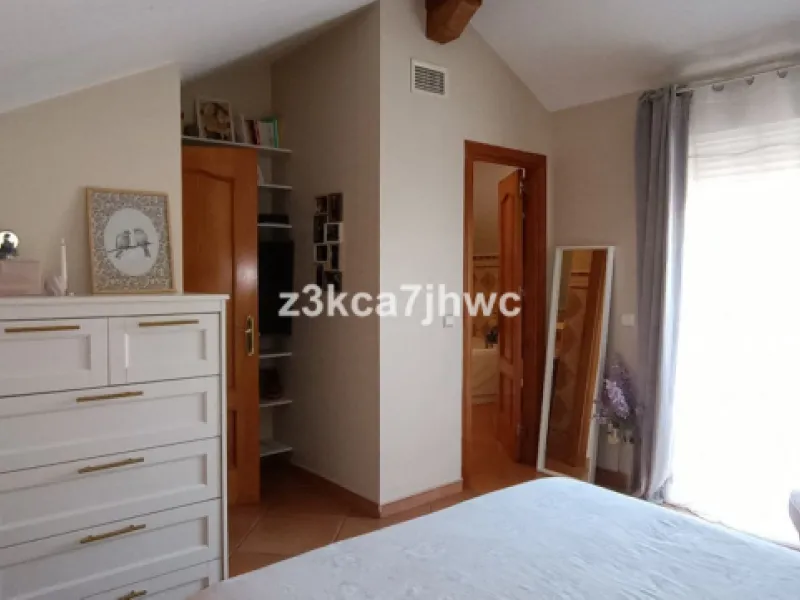 TOWNHOUSE IN CALVARIO AREA, ESTEPONA