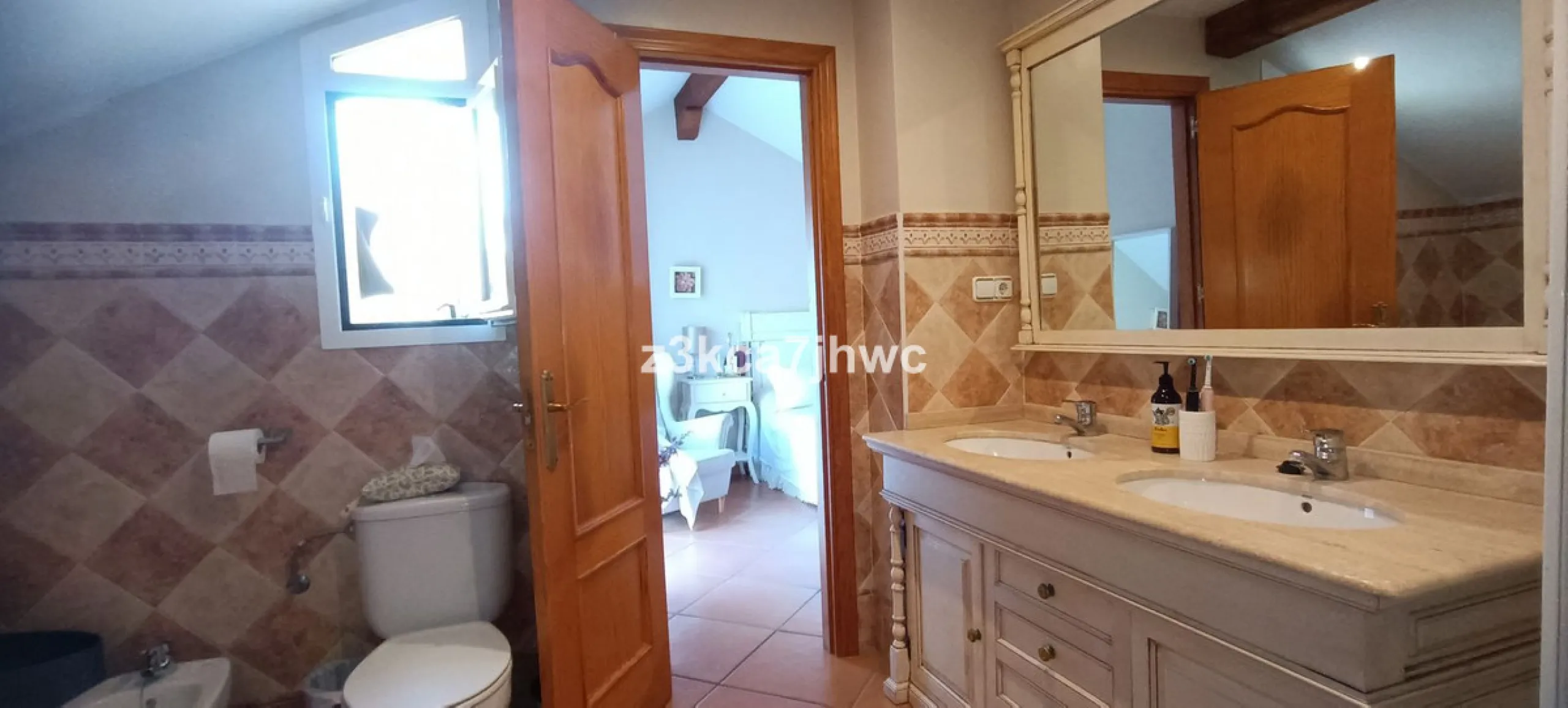 TOWNHOUSE IN CALVARIO AREA, ESTEPONA