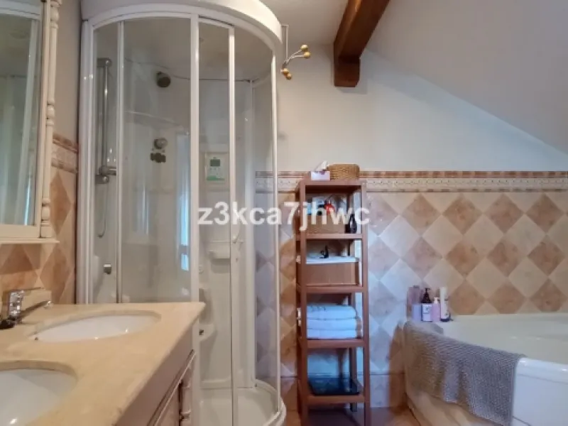 TOWNHOUSE IN CALVARIO AREA, ESTEPONA