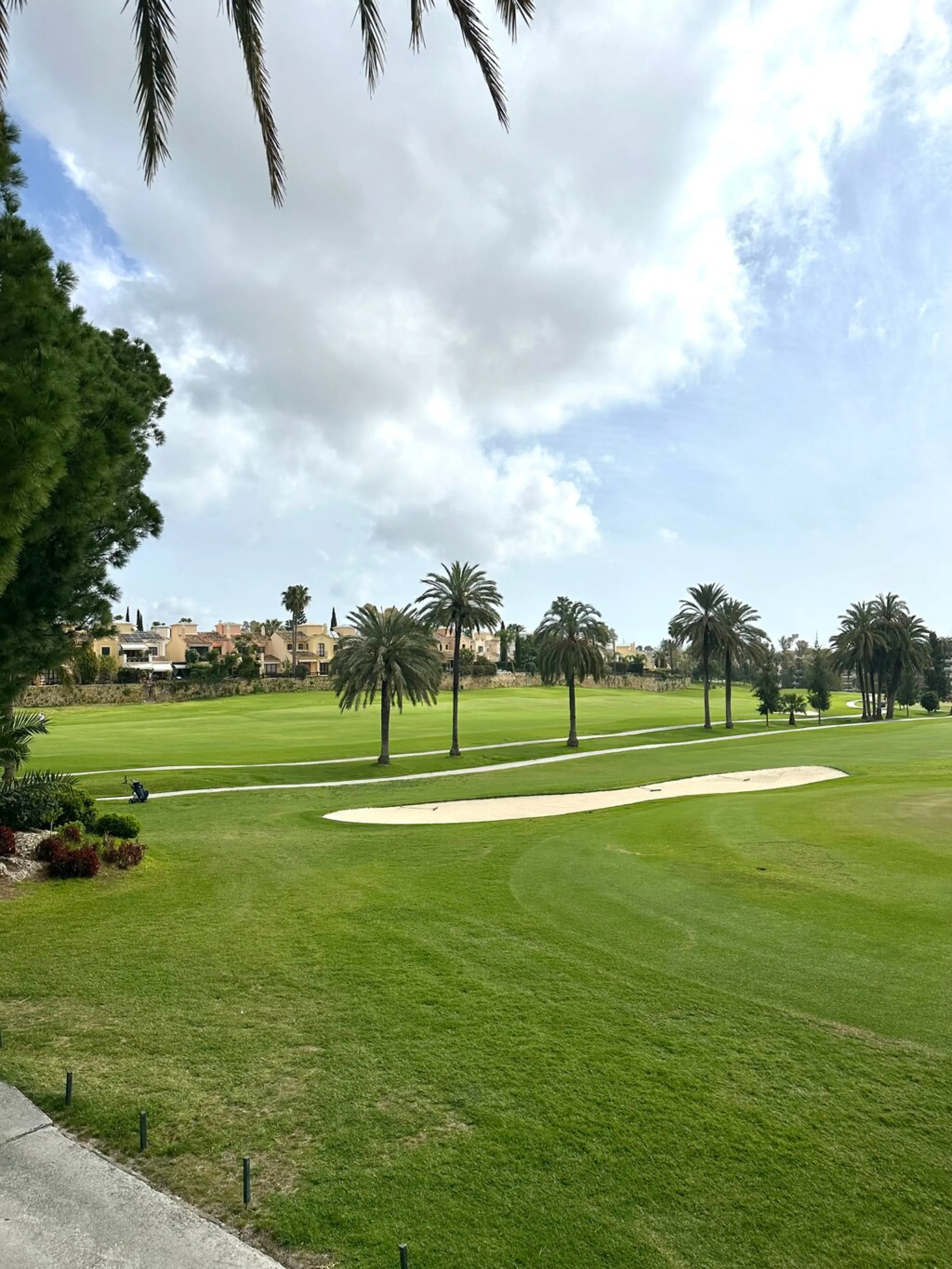 A fantastic opportunity to renovate and add value in one of the most sought-after golf locations on the coast.