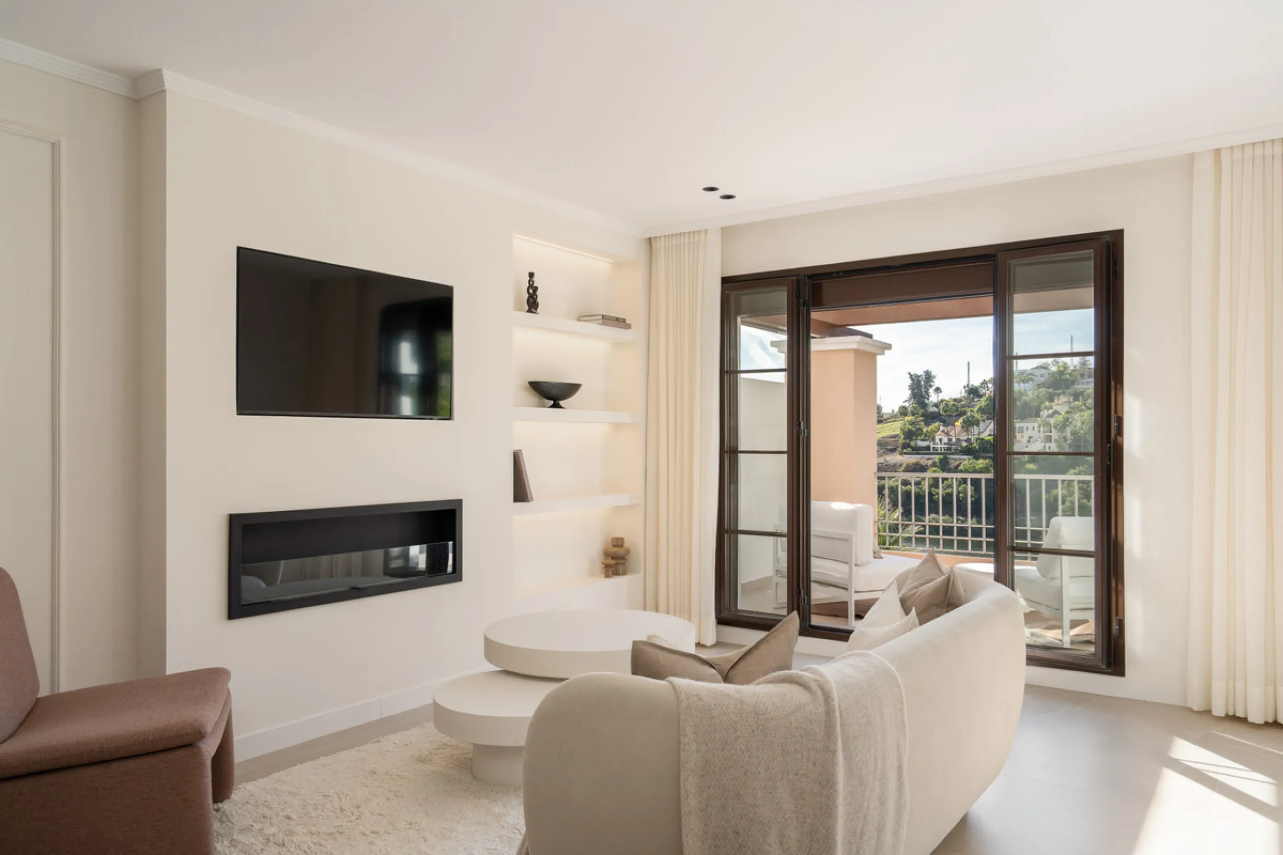 Apartment - Penthouse в продаже в Benahavís, Málaga. В доме 3 спален и 3 ванных комнат. Площадь дома 150 м²
