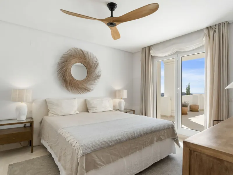 We are delighted to present this stunning first-floor apartment in Aloha, Nueva Andalucía, offering breathtaking panoramic views of the coastline. Formerly the show home of the development, this exceptional property is sold fully furnished and finished to