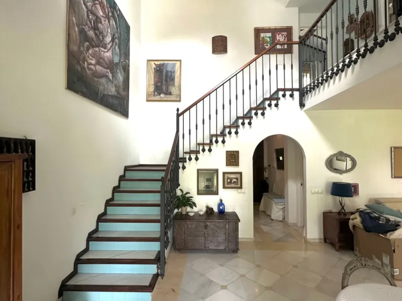 A fantastic opportunity to renovate and add value in one of the most sought-after golf locations on the coast.
