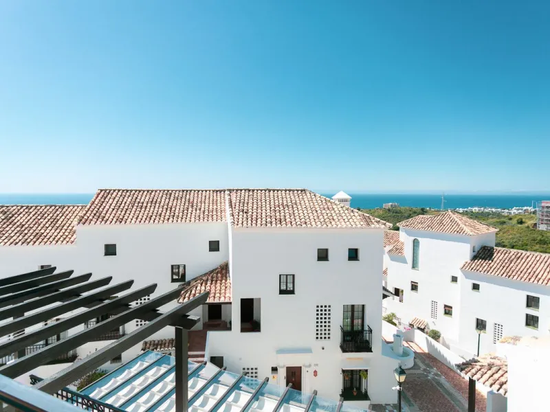 Apartment - Penthouse Duplex в продаже в Marbella, Málaga. В доме 4 спален и 4 ванных комнат. Площадь дома 193 м²
