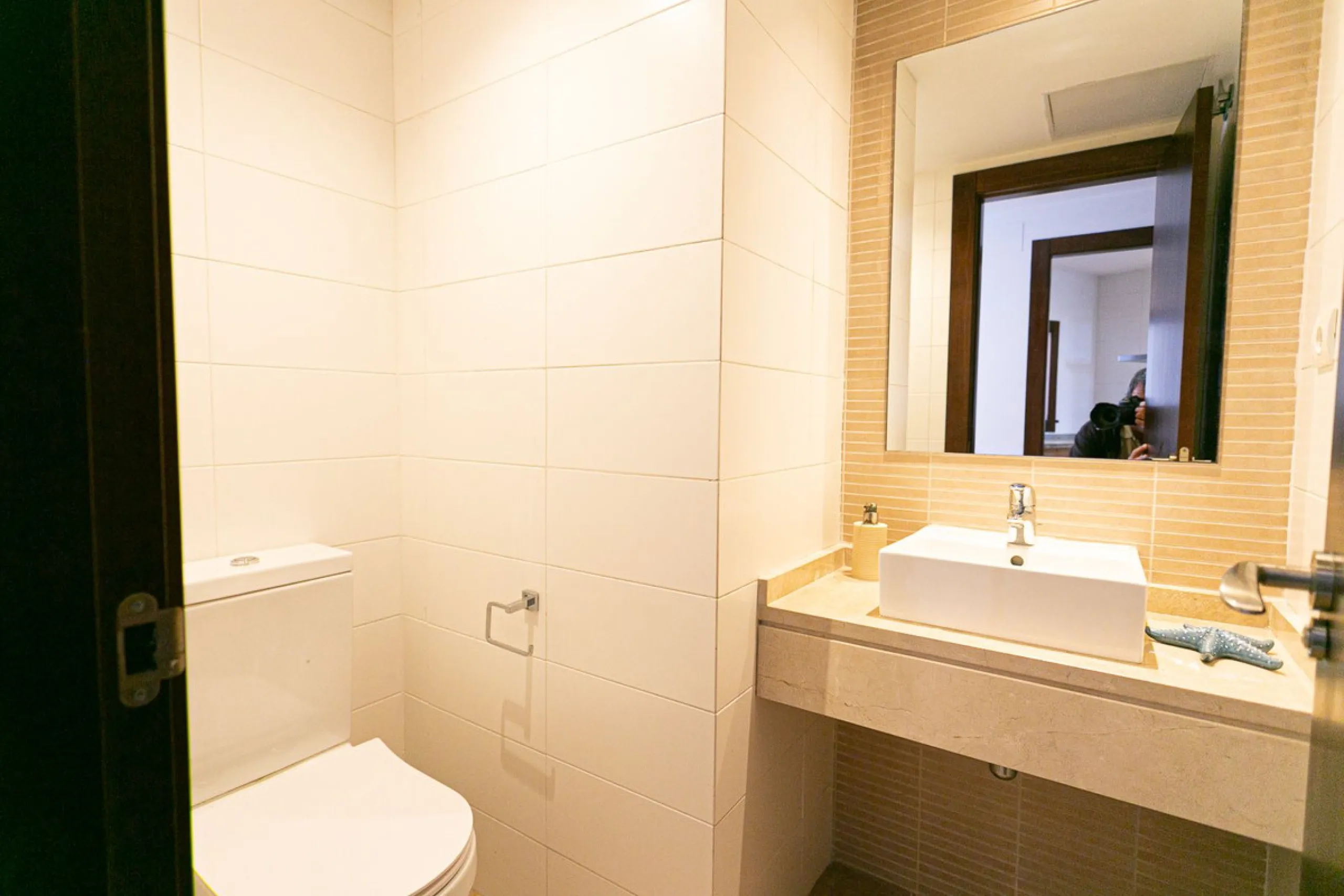 Triplex penthouse in Altos de los Monteros in perfect condition, ready to move into.
