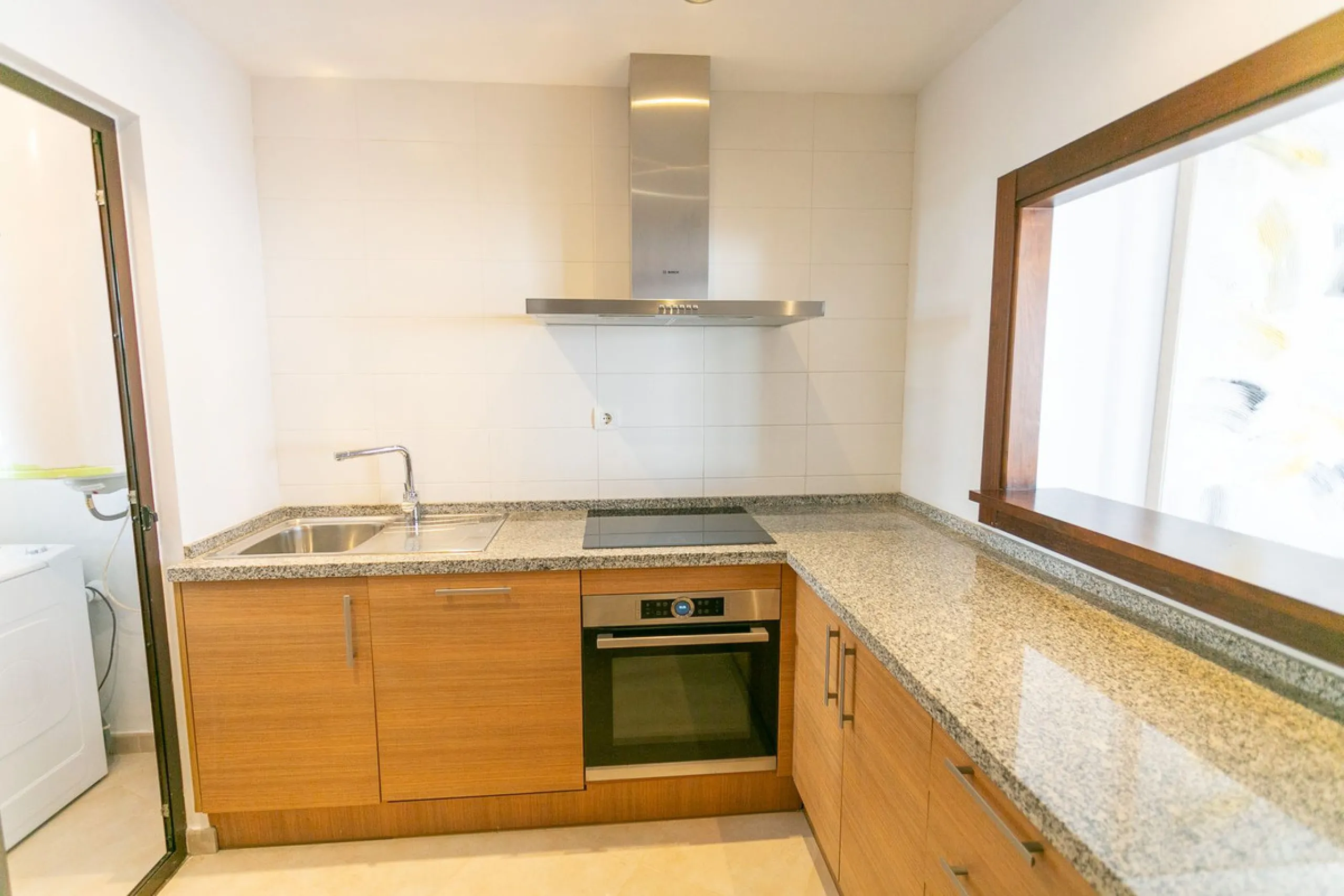 Triplex penthouse in Altos de los Monteros in perfect condition, ready to move into.
