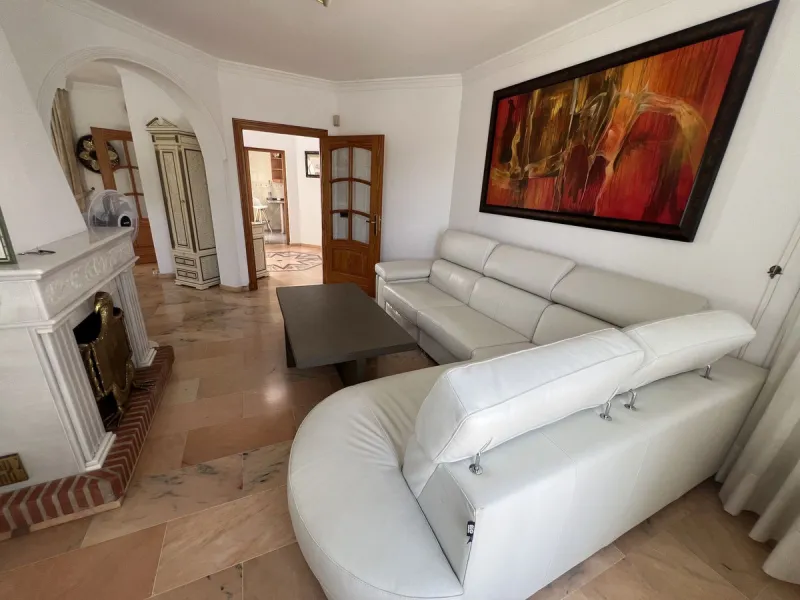 5 Bedroom villa in the heart of San Pedro de Alcántara, Marbella as a large traditional family home.