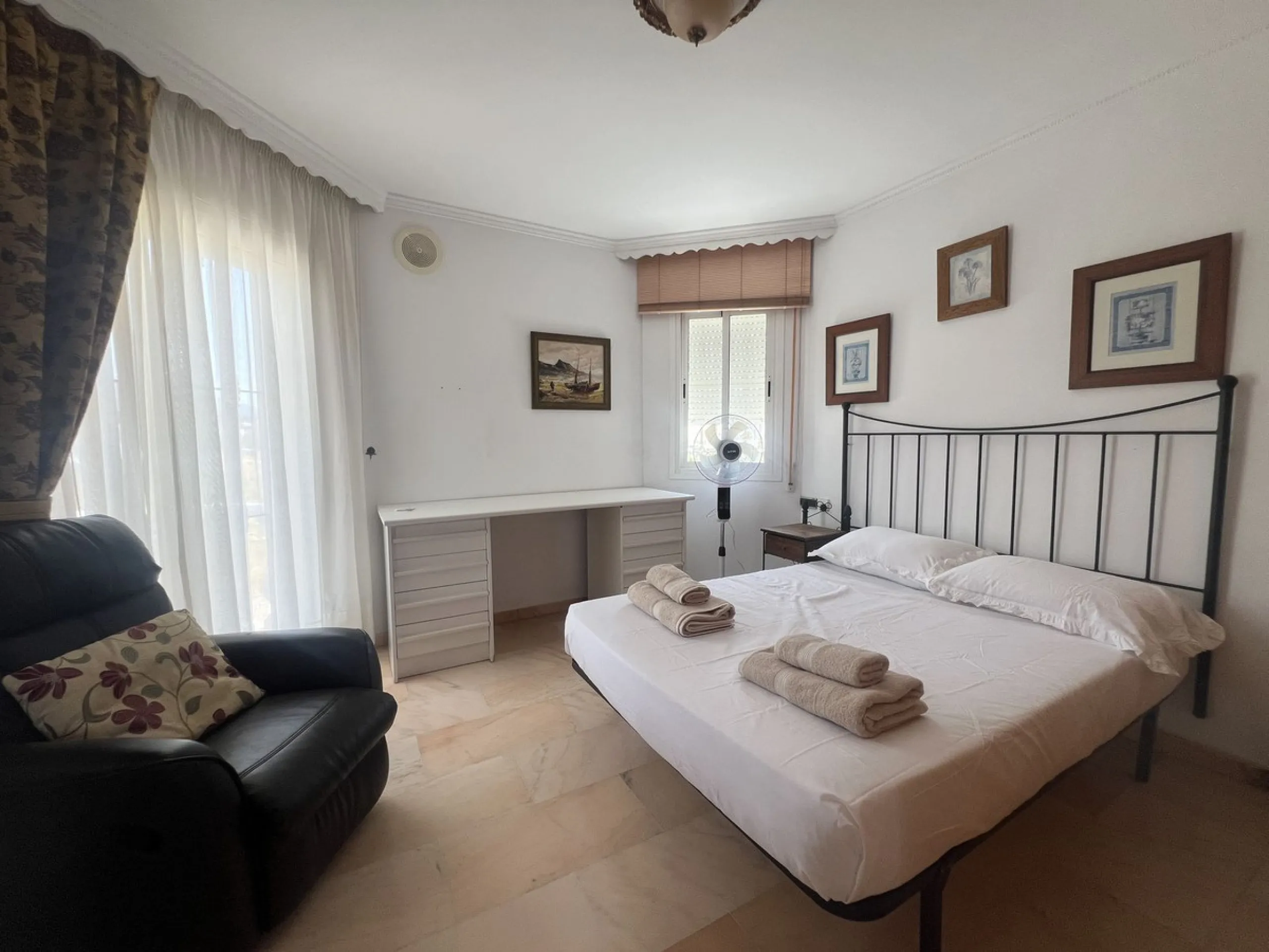 5 Bedroom villa in the heart of San Pedro de Alcántara, Marbella as a large traditional family home.