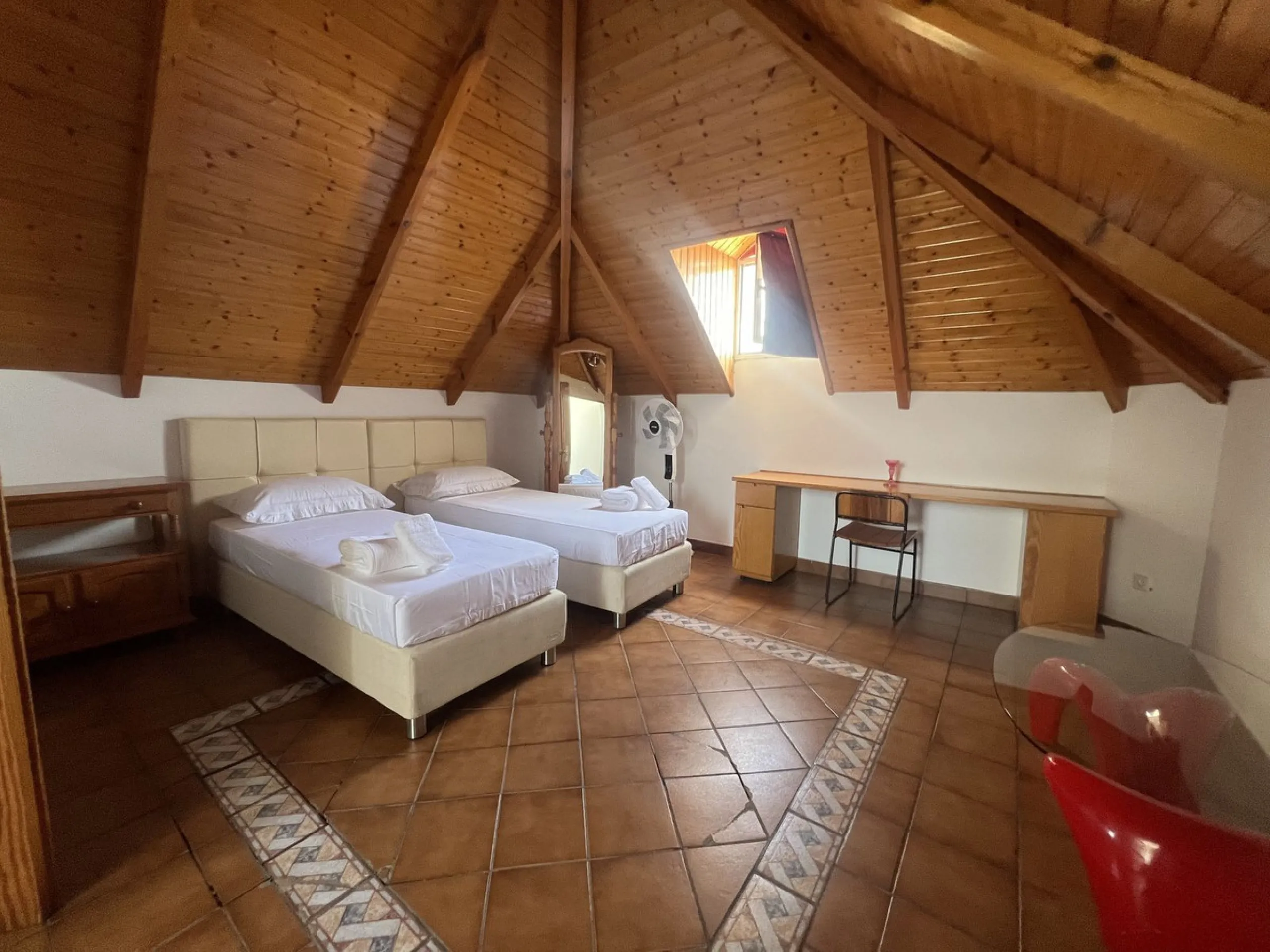 5 Bedroom villa in the heart of San Pedro de Alcántara, Marbella as a large traditional family home.