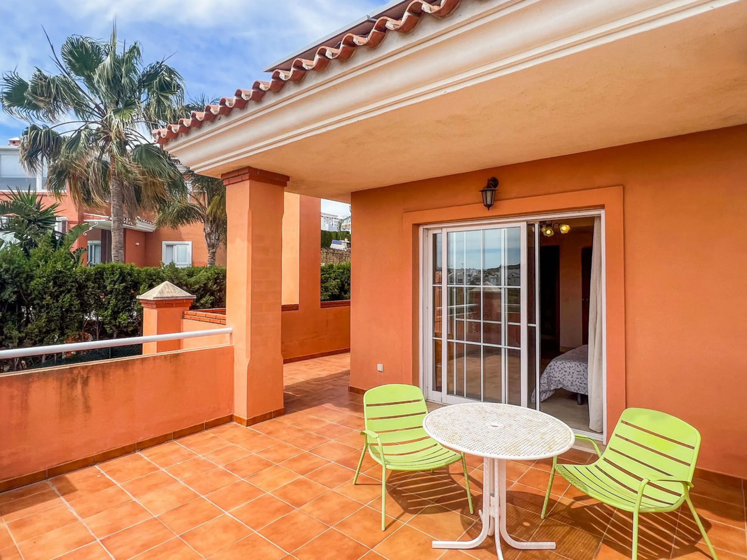 Large villa in sought-after urbanisation, Jardines del Águila