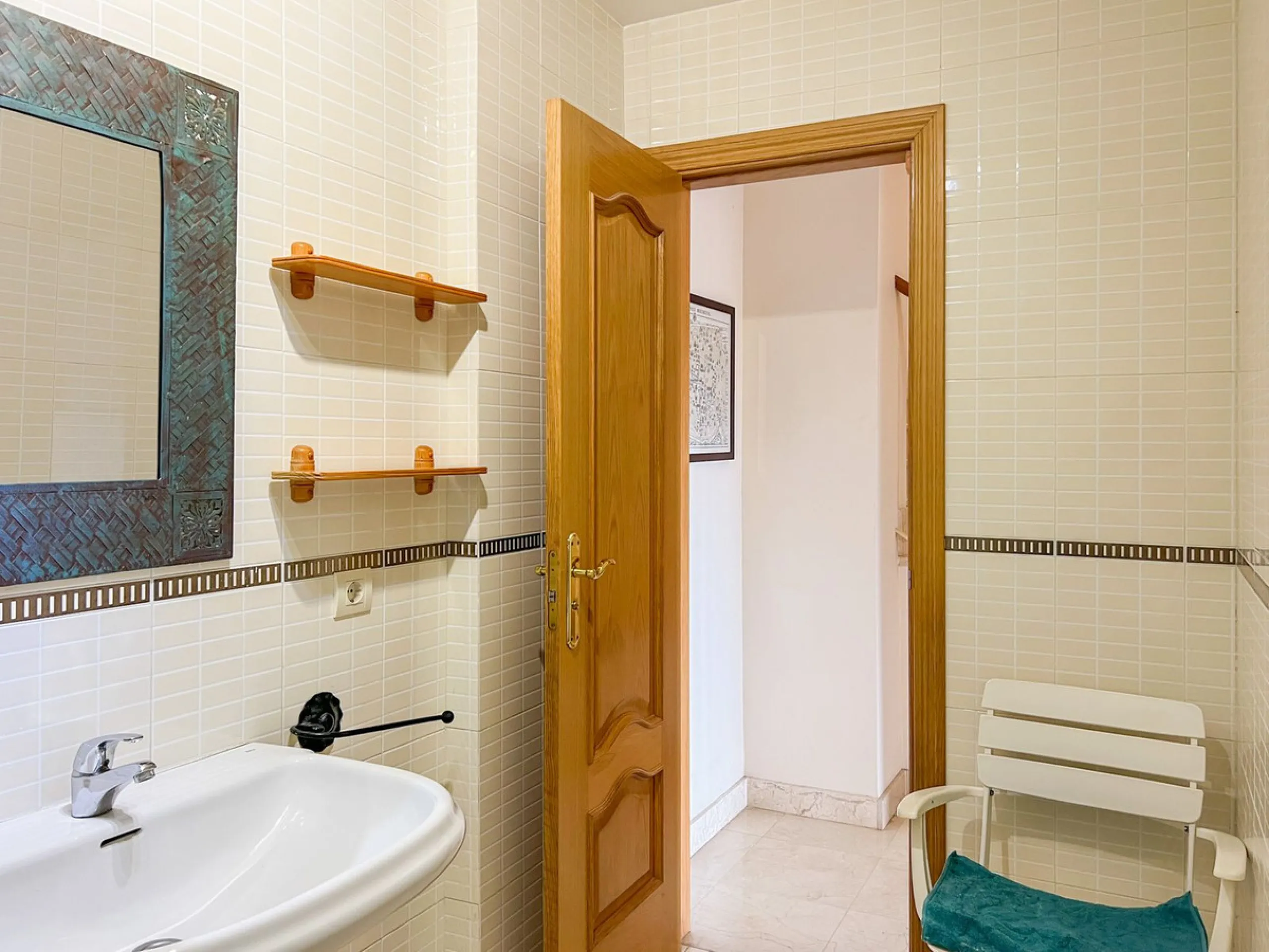 Large villa in sought-after urbanisation, Jardines del Águila