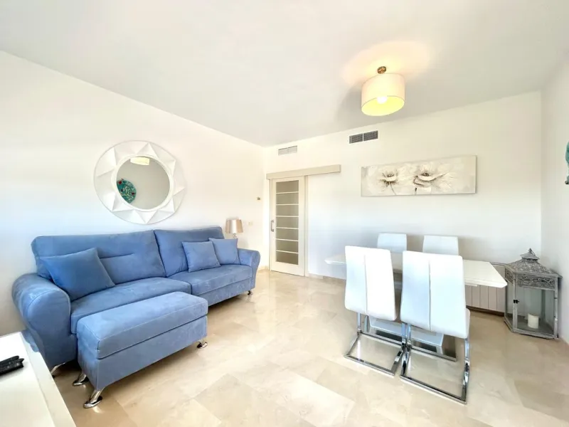Amazing Value - Frontline Golf, Sea View Apartment in Estepona - with Tourist License!!