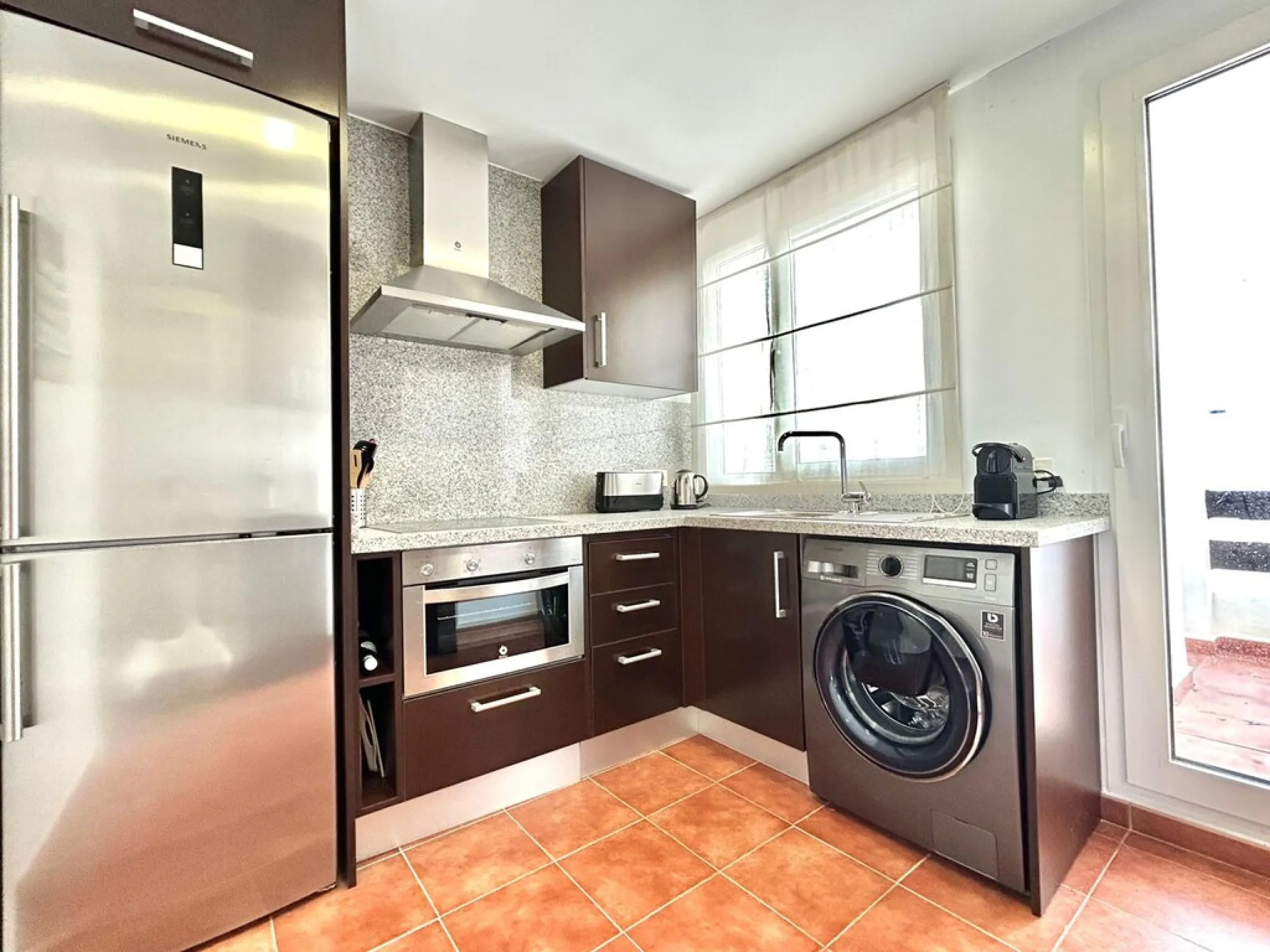 Amazing Value - Frontline Golf, Sea View Apartment in Estepona - with Tourist License!!