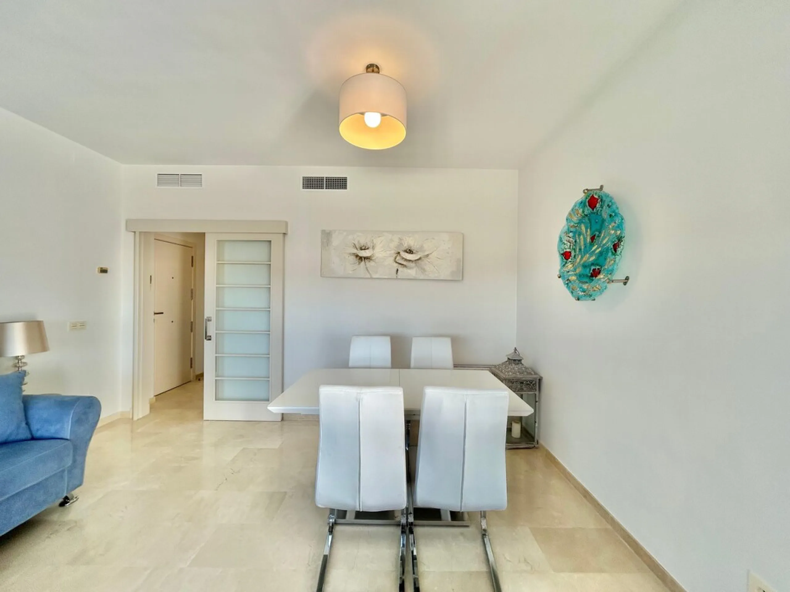 Amazing Value - Frontline Golf, Sea View Apartment in Estepona - with Tourist License!!