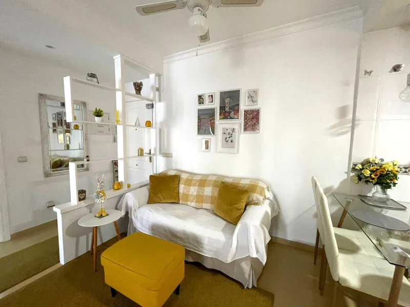 3-Bedroom Apartment in the Heart of Sabinillas with VALID TOURIST RENTAL LICENSE – 100 Metres from the Beach