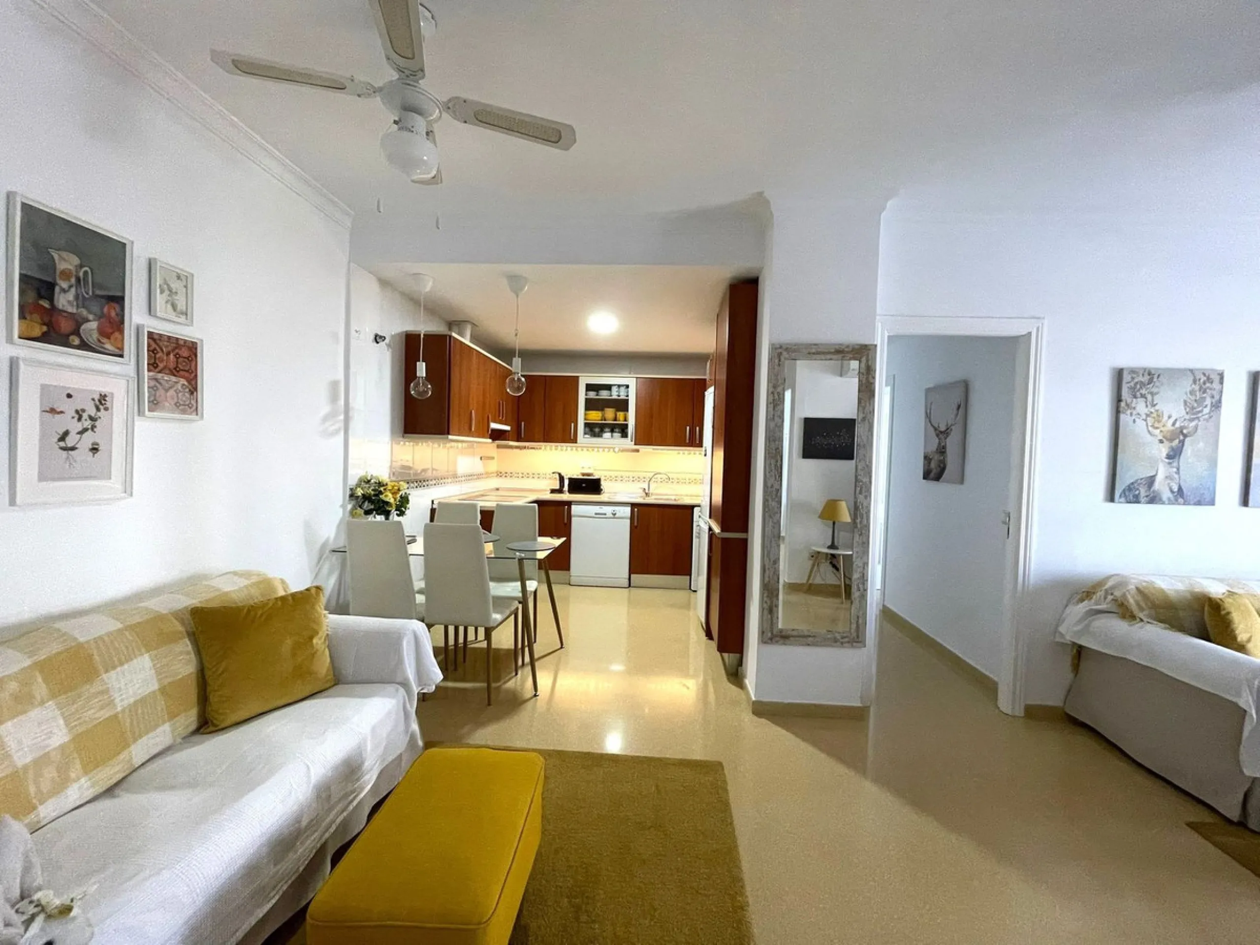 3-Bedroom Apartment in the Heart of Sabinillas with VALID TOURIST RENTAL LICENSE – 100 Metres from the Beach