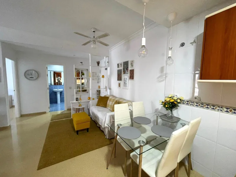 3-Bedroom Apartment in the Heart of Sabinillas with VALID TOURIST RENTAL LICENSE – 100 Metres from the Beach
