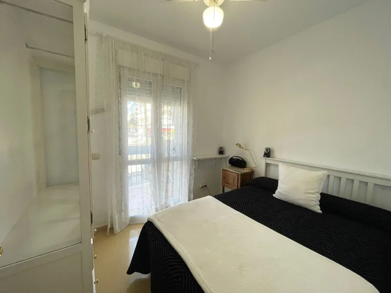 3-Bedroom Apartment in the Heart of Sabinillas with VALID TOURIST RENTAL LICENSE – 100 Metres from the Beach