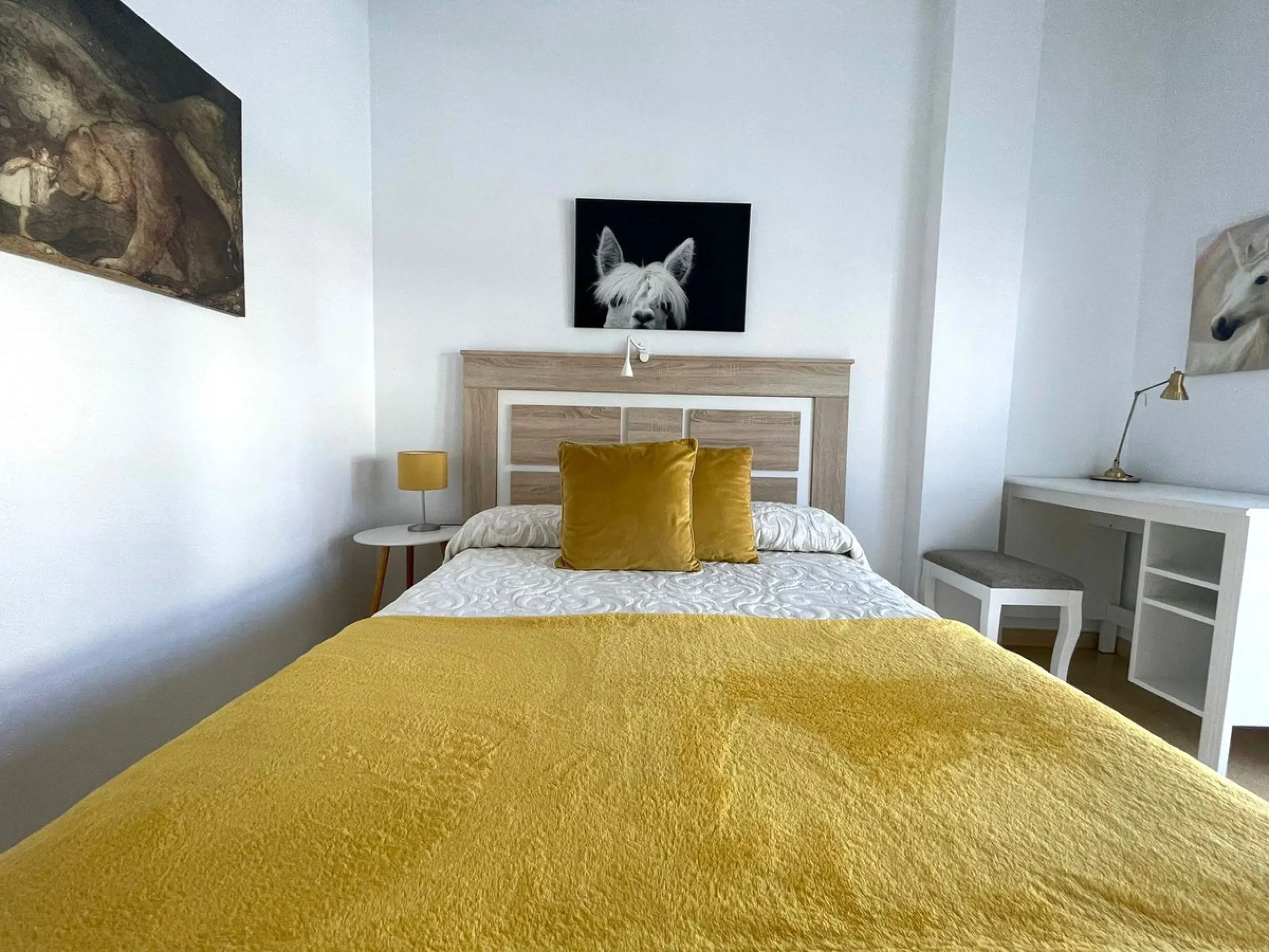 3-Bedroom Apartment in the Heart of Sabinillas with VALID TOURIST RENTAL LICENSE – 100 Metres from the Beach