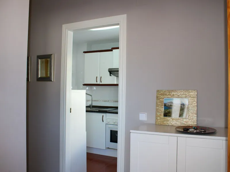 Modern spacious apartment in excellent condition with large terrace in Nerja, only 5 minutes walk to Burriana beach.